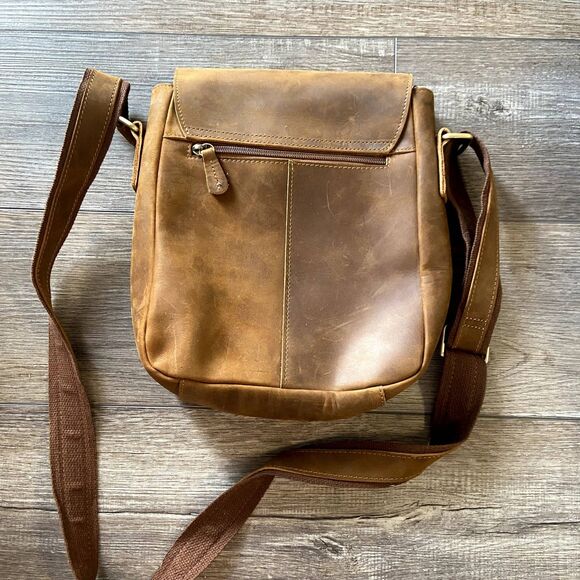 Jack & Chris Leather Messenger Bag - Picture 3 of 4